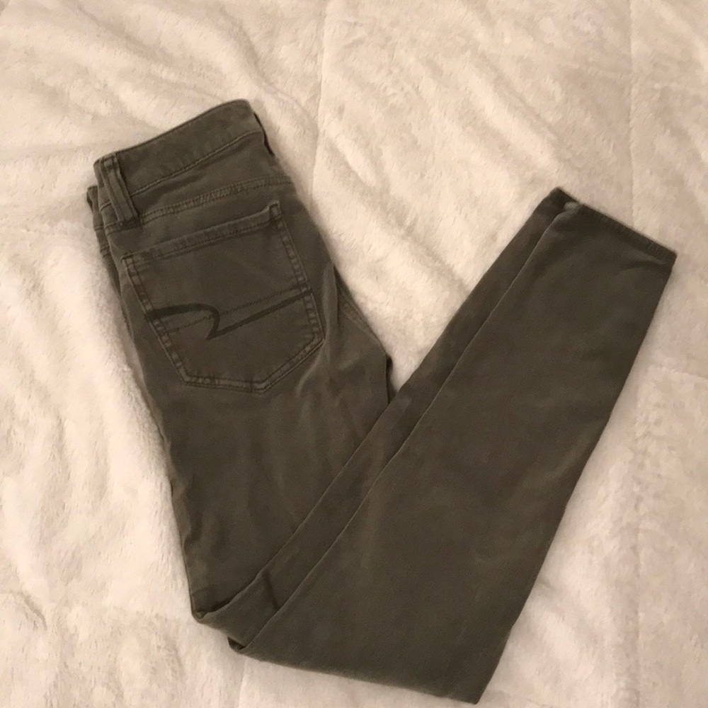 Olive green American Eagle super stretch jeans